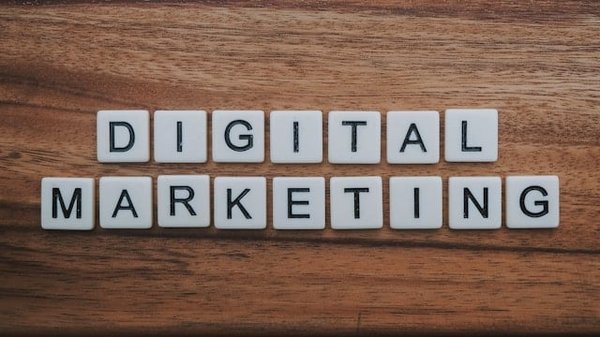 Les 10 Commandements d'une Stratégie Marketing Digital Réussie