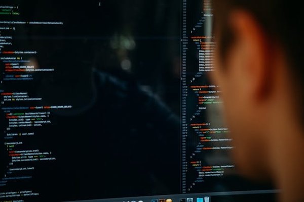 Les Fondamentaux du Développement HTML : Guide Pratique pour Débutants