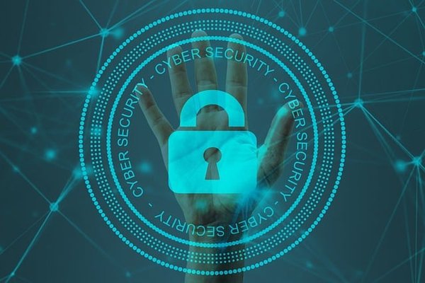 Protégez Votre Entreprise des Cybermenaces : Stratégies Essentielles de Cybersécurité