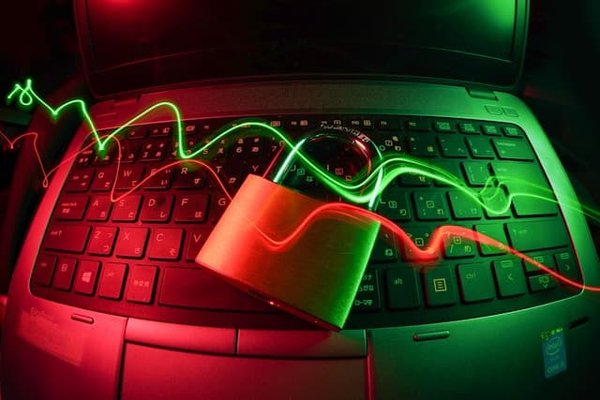 Les 10 principes fondamentaux de la sécurité informatique pour protéger vos données personnelles